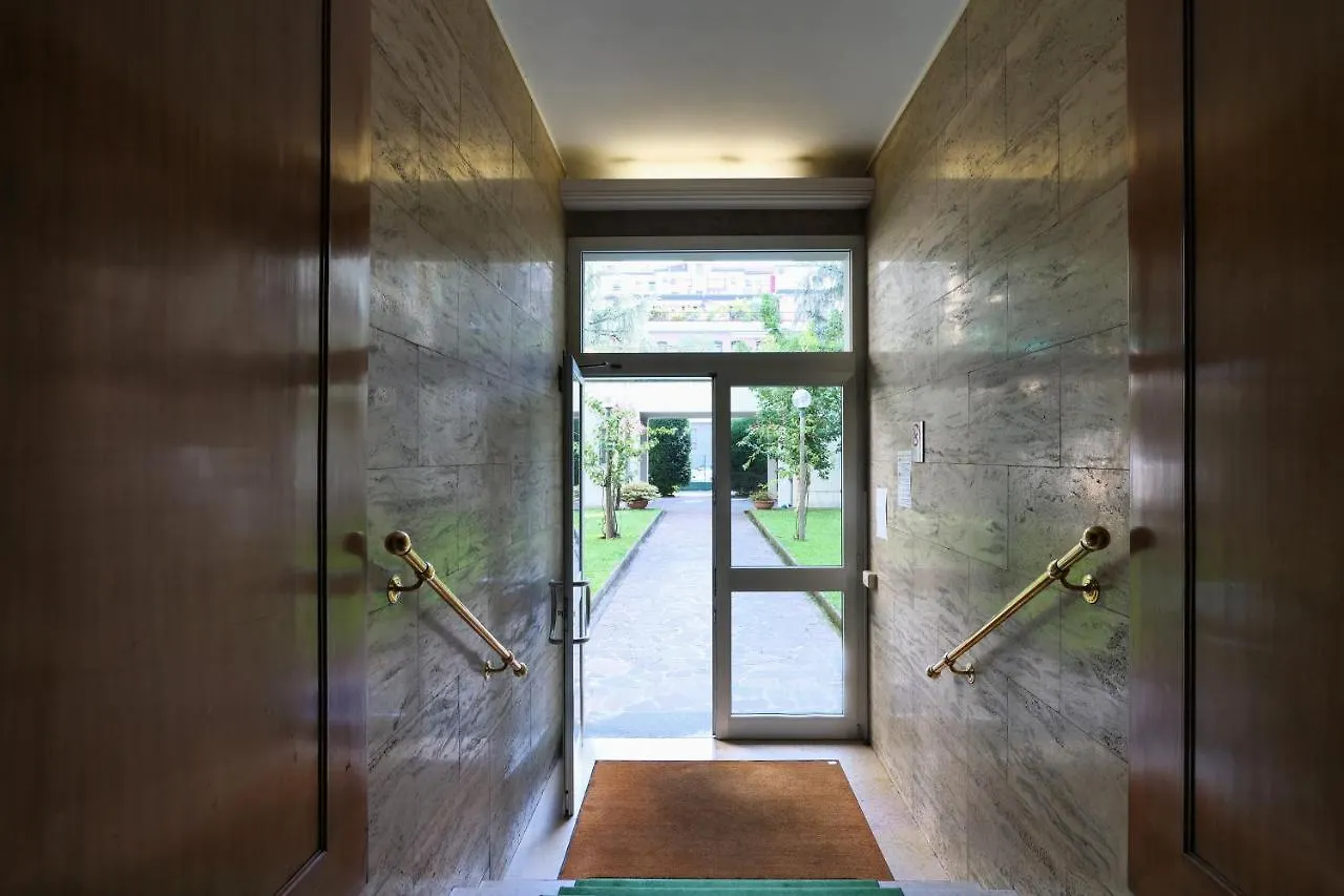 Appartamento Primopiano - Paladini Milano Italia