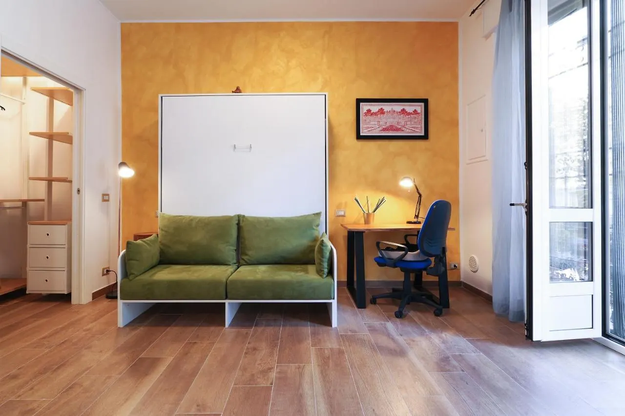 Appartamento Primopiano - Paladini Milano 0*,  Italia